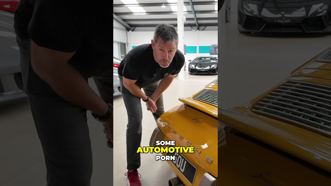 Does the Singer Classic have the best engine bay ever ? #shorts #singerclassic