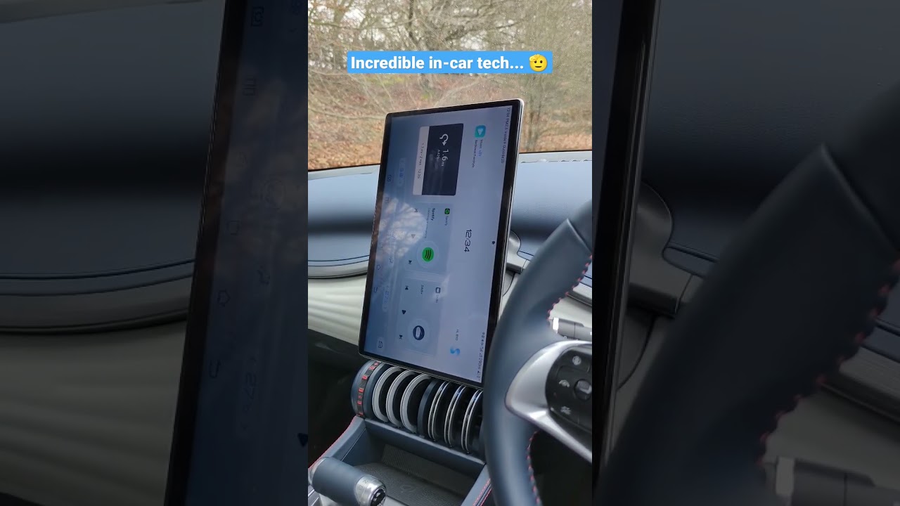 This is the BEST in-car tech!