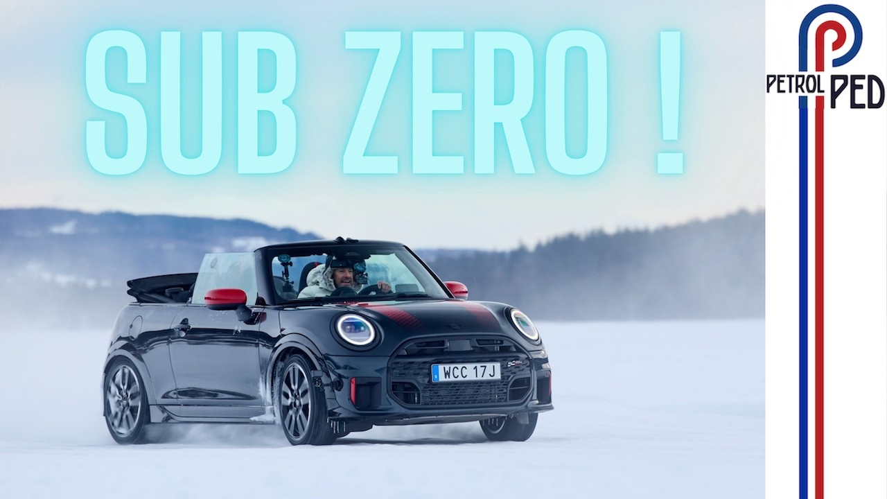 Trying to Drift a Mini JCW in Minus 13 with the ROOF DOWN !