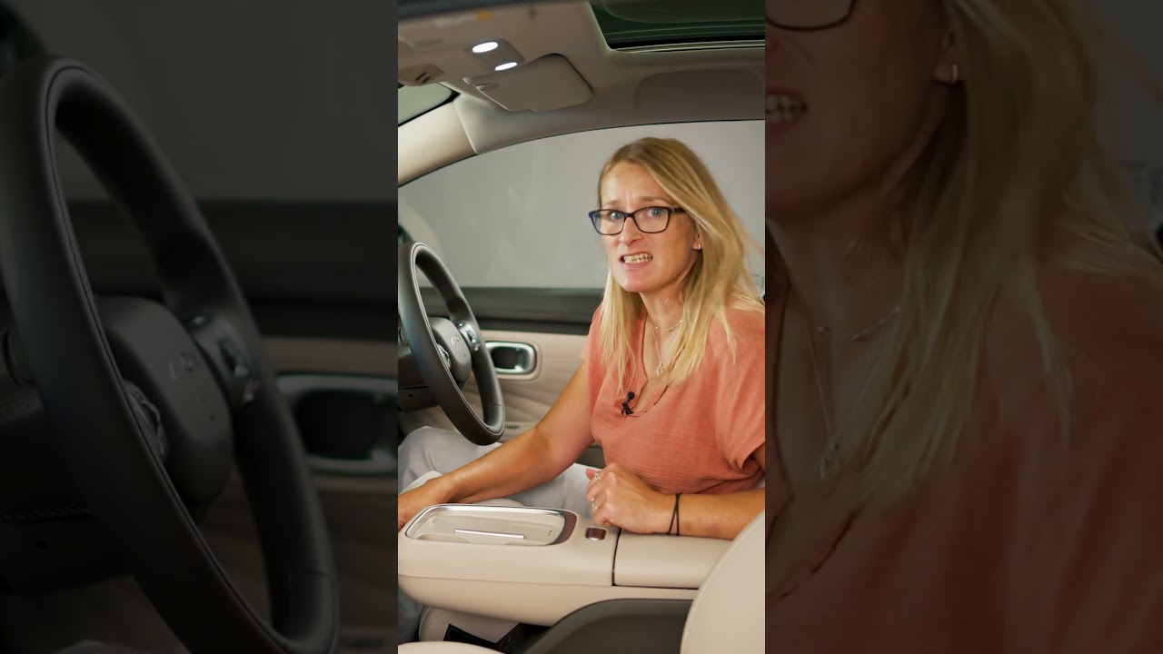 The Aion UT has some excellent storage quirks…#evreviews #aion #cars