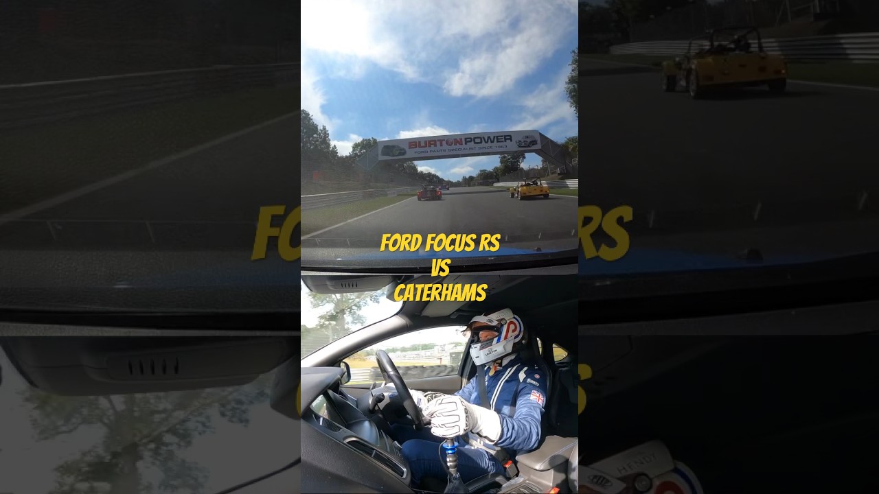 Ford Focus RS vs Caterhams at Brands Hatch #shorts #quaife #quaifesequential #fastford #fordfocusrs